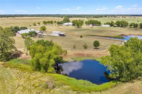 4366 Collette Ln, Bryan, TX 77808