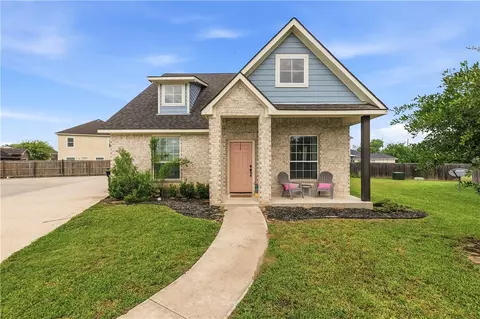 7009 Canter Ct, College Station, TX 77845