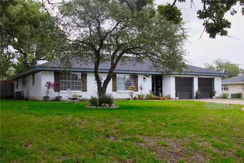 3613 Oak Rdg, Bryan, TX 77802