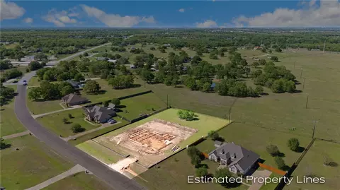 17211 Saddle Creek Dr, College Station, TX 77845