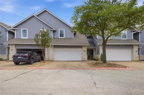 1215 Canyon Creek Cir, College Station, TX 77840