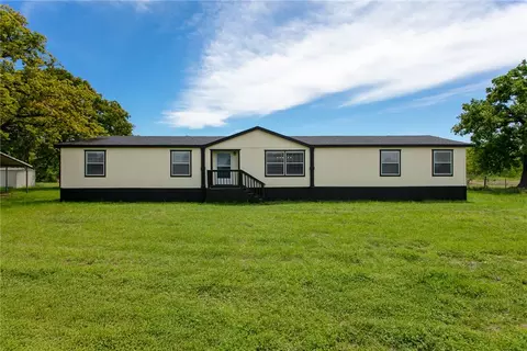 11459 Winstead Ln, Calvert, TX 77837