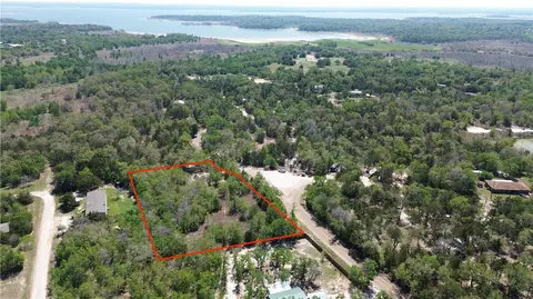 201 Shoreline Dr, Somerville, TX 77879
