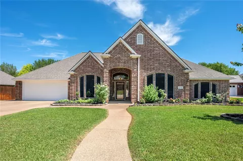 3710 Williams Trace Dr, Bryan, TX 77808