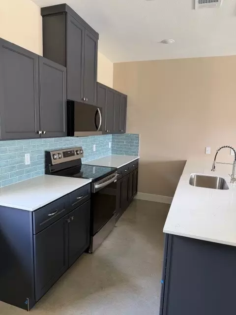 Kitchen - 804 Parker N, Bryan, TX 77803 photo 2 of 2