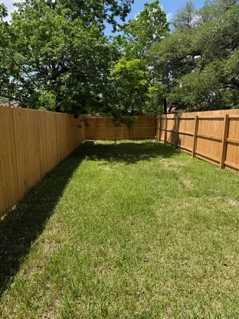 Exterior - 804 Parker N, Bryan, TX 77803 photo 3 of 4