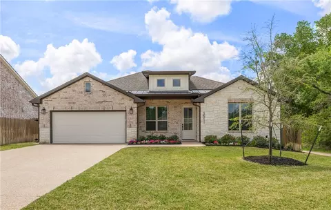 3511 Wildwood Ct, Bryan, TX 77808