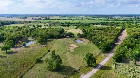 tbd Cr 495 And Fm 320, Lott, TX 76656