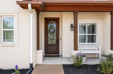 2182 Chestnut Oak Cir, College Station, TX 77845