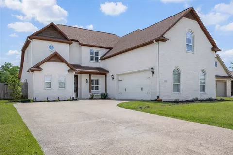 2182 Chestnut Oak Cir, College Station, TX 77845