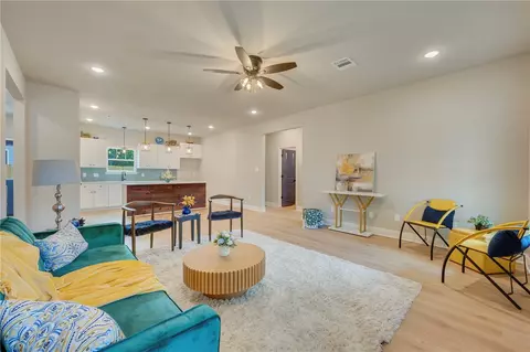 Living - 909 E 26th, Bryan, TX 77803 photo 1 of 1