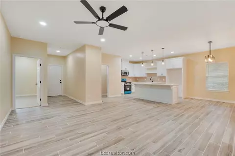 Living - 753 Bruin Trce, Bryan, TX 77803 photo 4 of 4