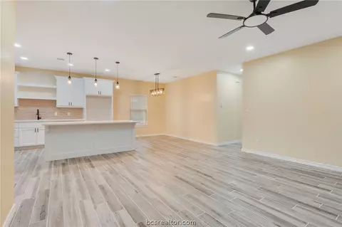 Living - 753 Bruin Trce, Bryan, TX 77803 photo 3 of 4