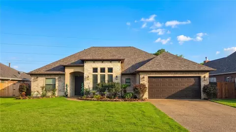 3712 Bridle Ct, College Station, TX 77845