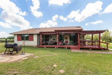 Exterior - 197 County Road 268, Cameron, TX 76520 photo 6 of 11