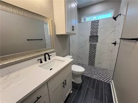Bath - 1403 Clark St, Bryan, TX 77808 photo 3 of 3