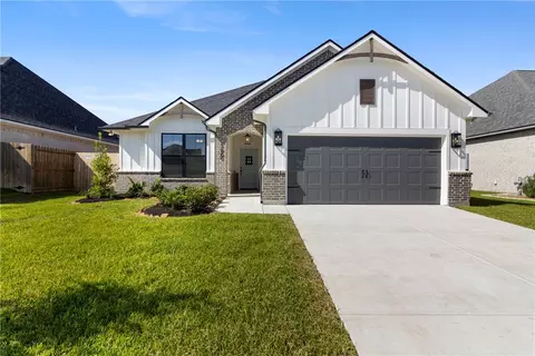 Exterior - 3009 Teller Dr, Bryan, TX 77808 photo 2 of 5