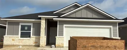 5520 Harriet St, Bryan, TX 77807