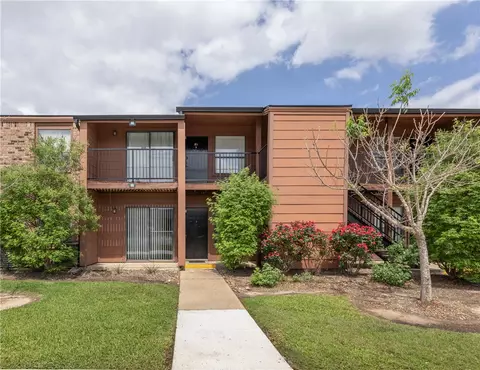 904 University Oaks Boulevard 95, College Station, TX 77840