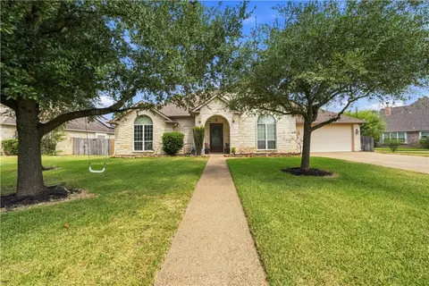 2116 Rockcliffe Loop, College Station, TX 77845