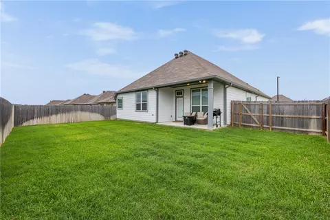 Exterior - 1968 Chief St, Bryan, TX 77807 photo 7 of 7