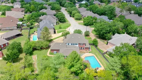 5108 Laurel Valley Ct, College Station, TX 77845