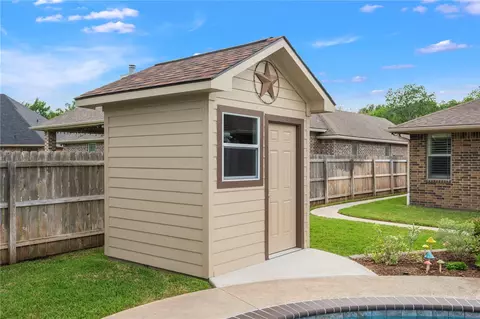 Exterior - 2934 Ambrose Dr, Bryan, TX 77808 photo 6 of 8