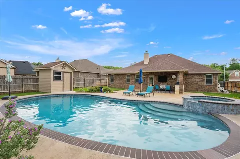 Exterior - 2934 Ambrose Dr, Bryan, TX 77808 photo 5 of 8