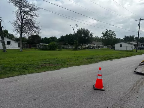 705 Mesquite St, Bryan, TX 77803 photo 8