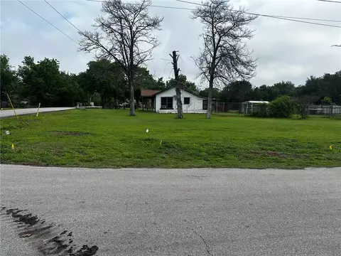 705 Mesquite St, Bryan, TX 77803 photo 7