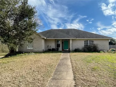 2003 Broken Arrow Cir, Bryan, TX 77807