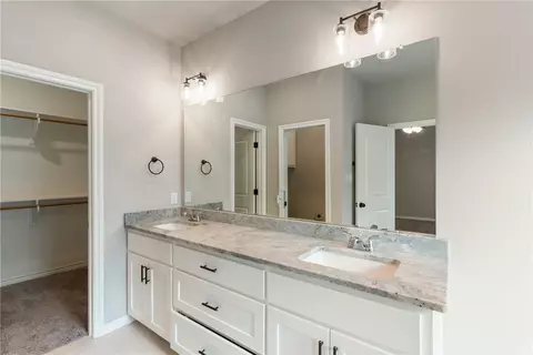 Bath - 2507 Lightfoot Ln, Bryan, TX 77803 photo 3 of 3