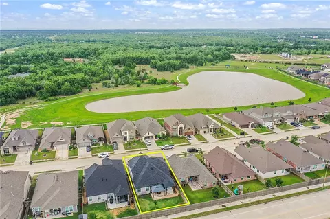 6327 Spartan Dr, College Station, TX 77845