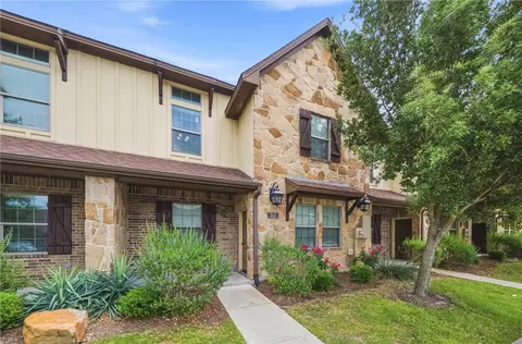 343 Newcomb Ln, College Station, TX 77845