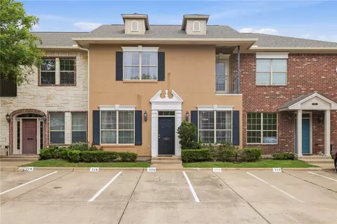 326 Forest Dr, College Station, TX 77840
