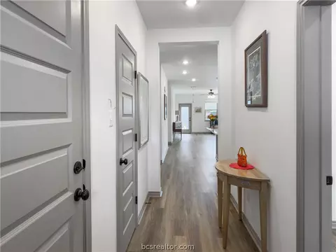 417 Marble Falls Dr, Bryan, TX 77803 photo 4