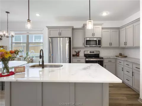 417 Marble Falls Dr, Bryan, TX 77803 photo 8