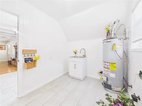 Other - 902 Briar Bend Ct, Bryan, TX 77802 photo 8 of 9