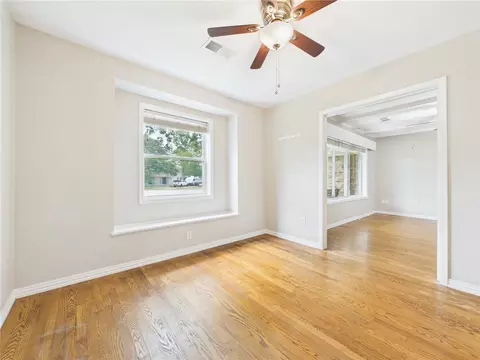 Living - 902 Briar Bend Ct, Bryan, TX 77802 photo 5 of 7