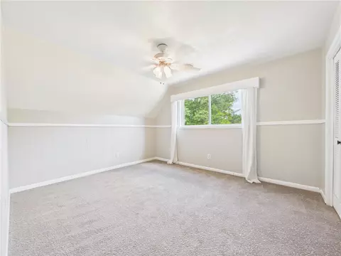 Bedroom - 902 Briar Bend Ct, Bryan, TX 77802 photo 9 of 11