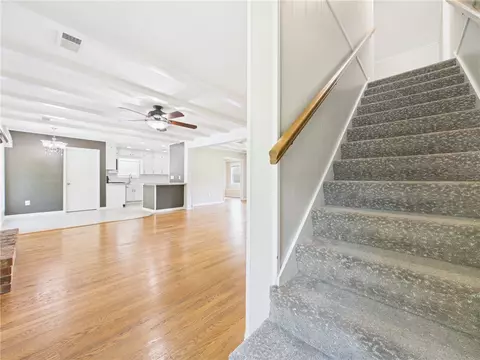 Entry Way - 902 Briar Bend Ct, Bryan, TX 77802 photo 2 of 4
