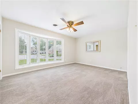 Living - 902 Briar Bend Ct, Bryan, TX 77802 photo 7 of 7