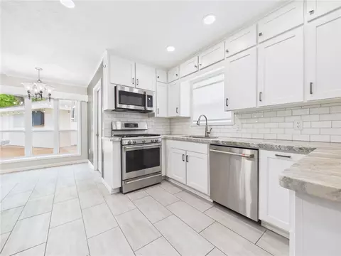 Kitchen - 902 Briar Bend Ct, Bryan, TX 77802 photo 1 of 1