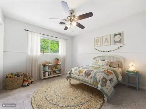 Bedroom - 902 Briar Bend Ct, Bryan, TX 77802 photo 8 of 11