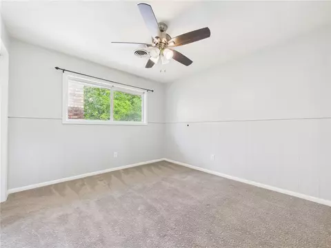 Bedroom - 902 Briar Bend Ct, Bryan, TX 77802 photo 7 of 11