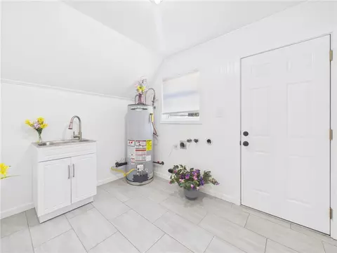 Other - 902 Briar Bend Ct, Bryan, TX 77802 photo 7 of 9