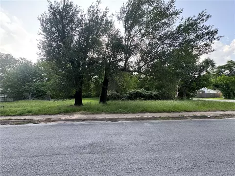 306 N Randolph Ave, Bryan, TX 77803