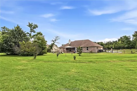 Exterior - 10468 Cornwall Ln, Iola, TX 77861 photo 7 of 7