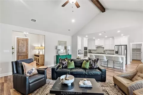 Living - 10468 Cornwall Ln, Iola, TX 77861 photo 3 of 3