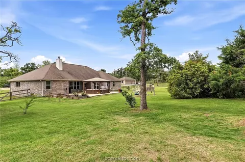 Exterior - 10468 Cornwall Ln, Iola, TX 77861 photo 6 of 7